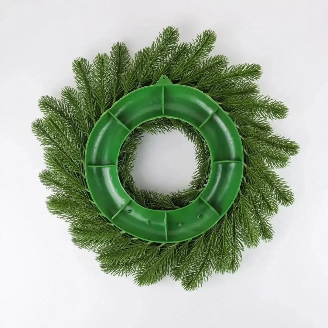 Christmas wreath made of PE plastic for the door