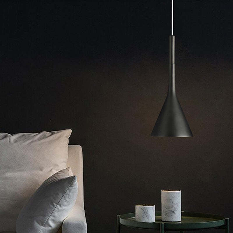 Modern Triangle Pendant Lamp - Trionda | Stornfield