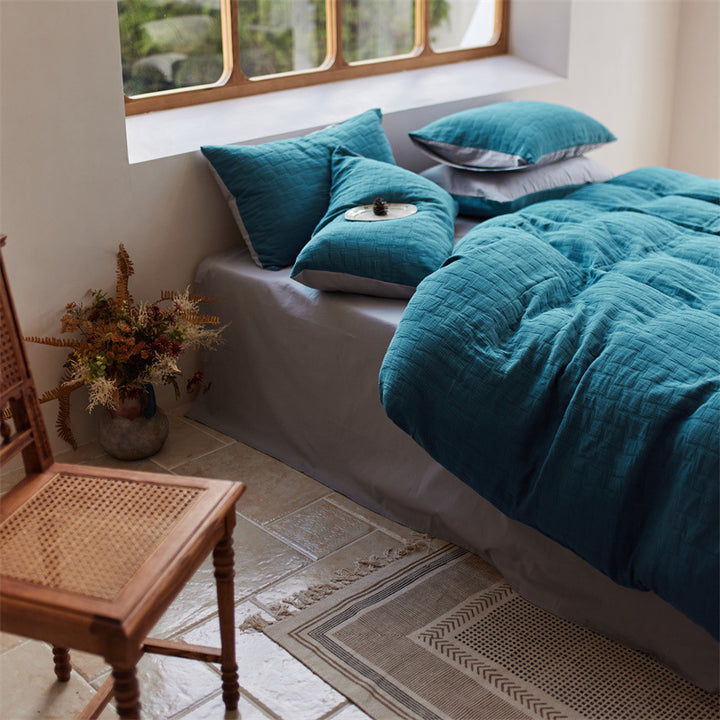 Bedding set made of three-layer cotton muslin
