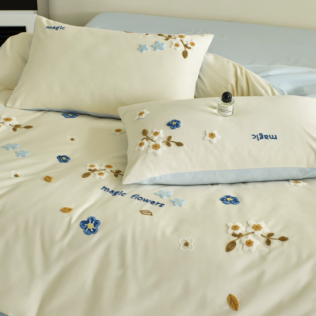 Cotton bedding set, 4-piece, microfiber finish