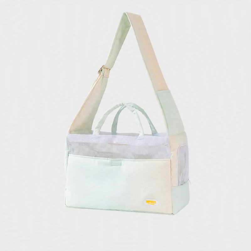 Portable pet carrier bag with shoulder strap