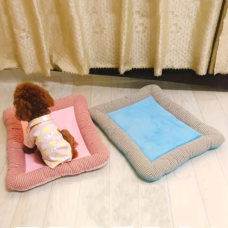 Cooling mat for pets with raised padded edge | Stornfield
