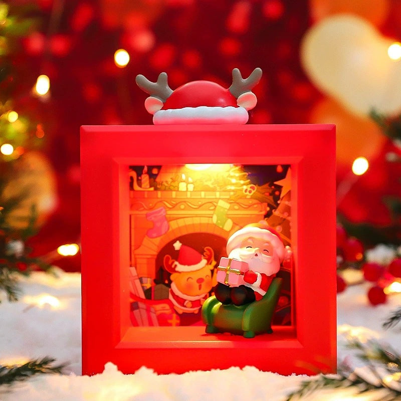 Classic Christmas light decoration made of resin