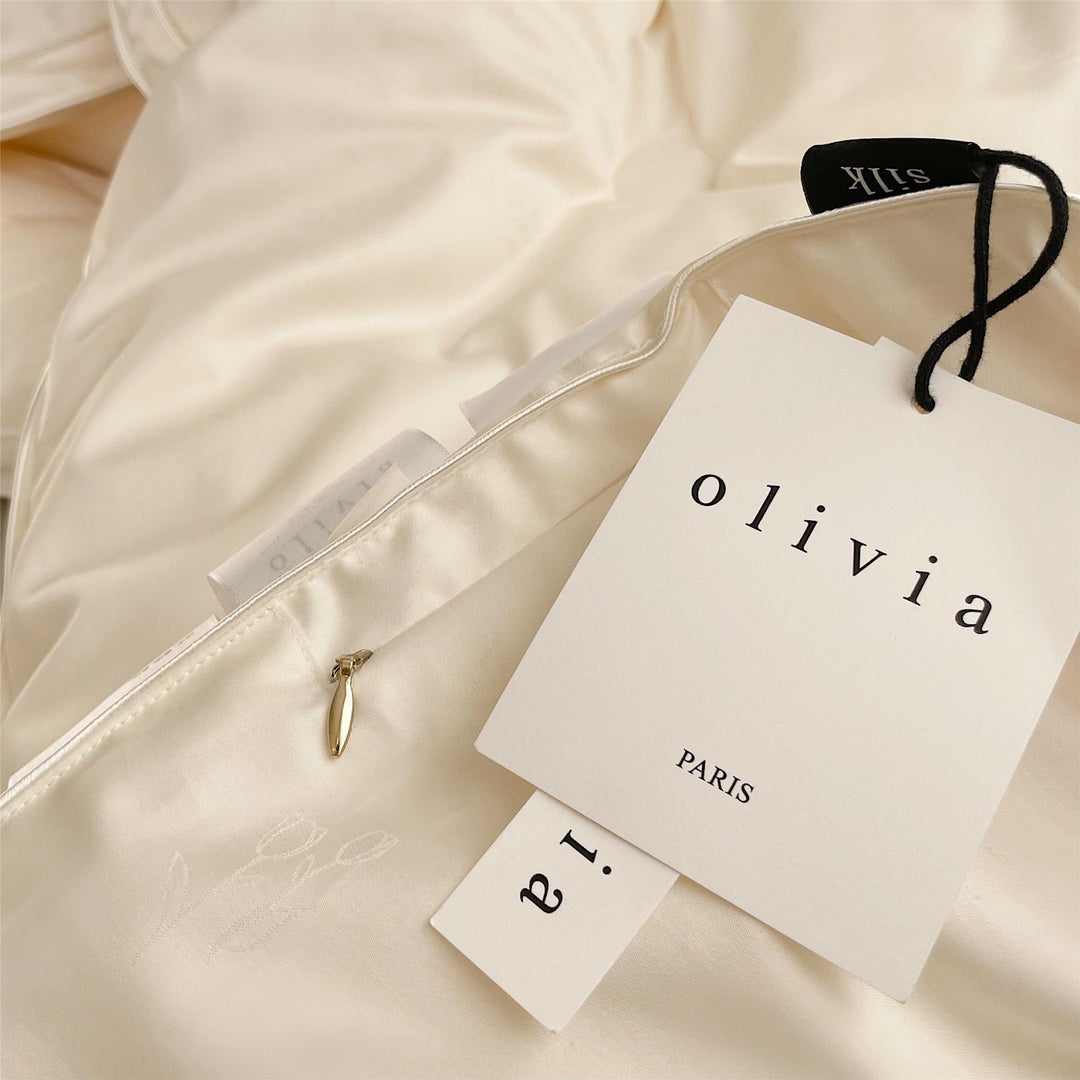 Cotton-silk duvet with Jacquard weaving
