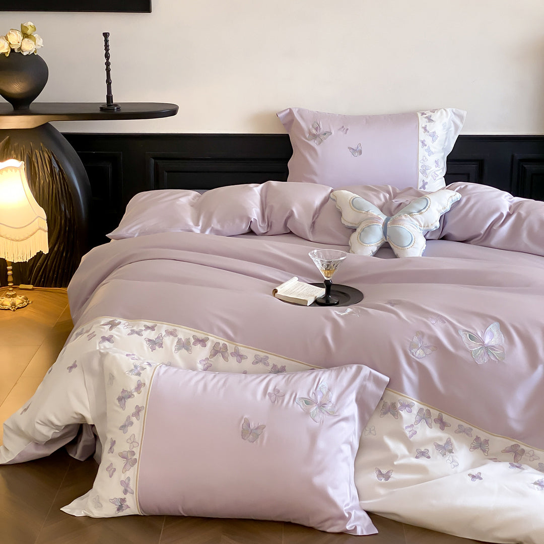 Cotton bedding set with butterfly pattern