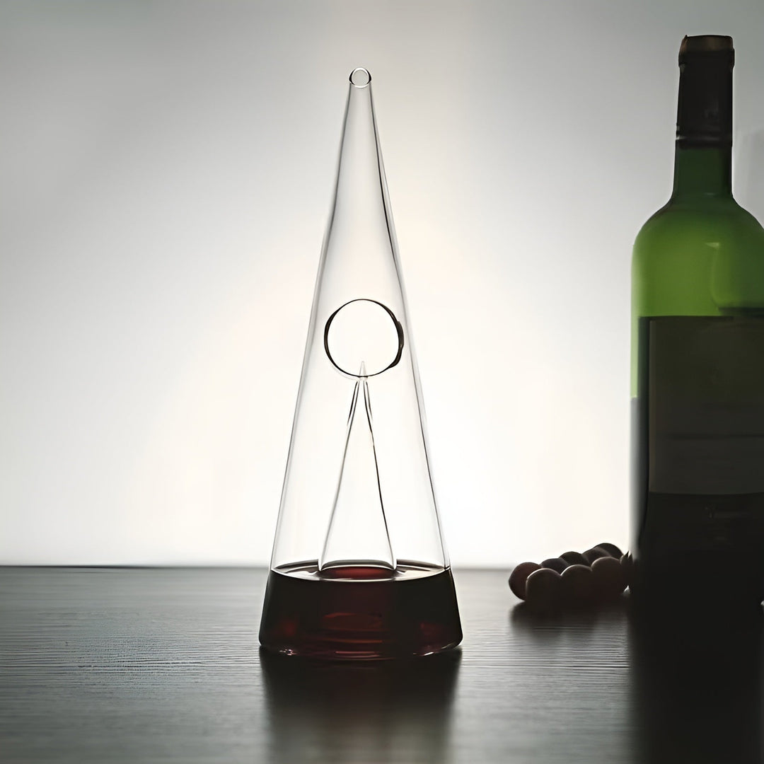 Red Wine Decanter made of Glass – Stylish Aeration with Waterfall Pouring | Includes Cooling Container | Stornfield