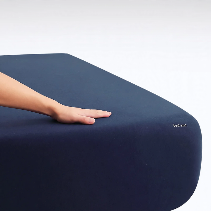 Cooling fitted sheet made of ice silk knit