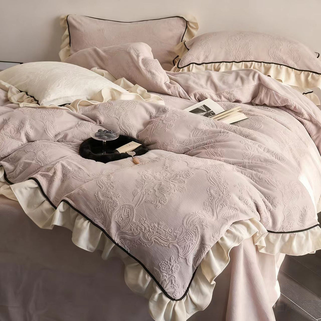 Luxurious milk fiber fleece bedding set with ruffles