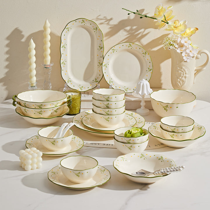 Porcelain Dinnerware Set with Gold Rim, Luxury Design