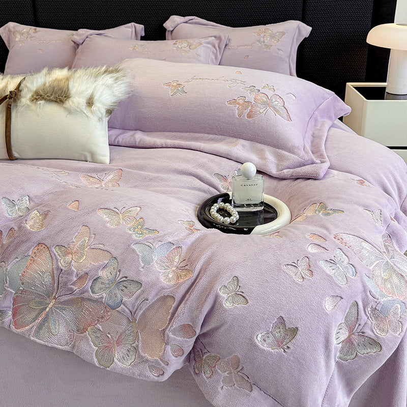 Winter bedding set made of milk fiber fleece, floral design