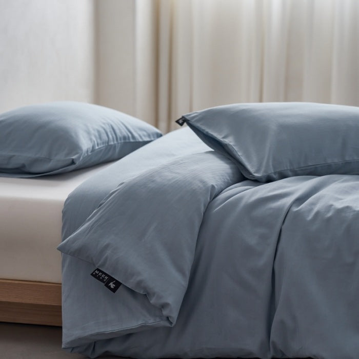 Duvet cover made of long-staple cotton, solid color