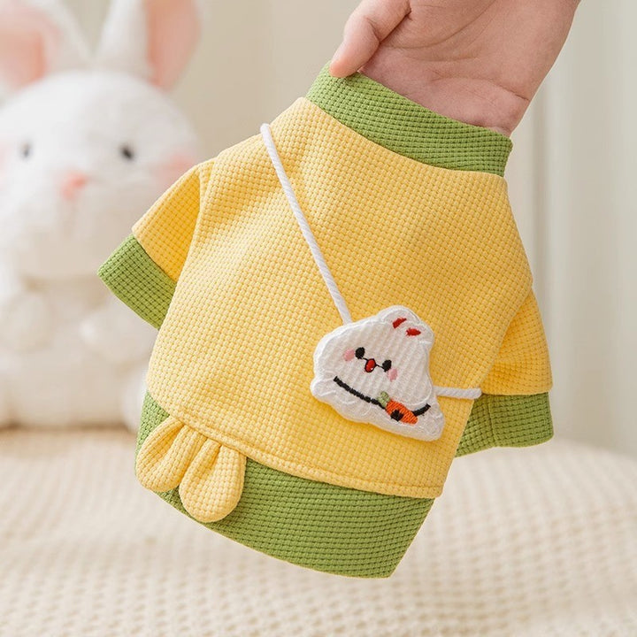 Striped sweatshirt for dogs and cats with leash