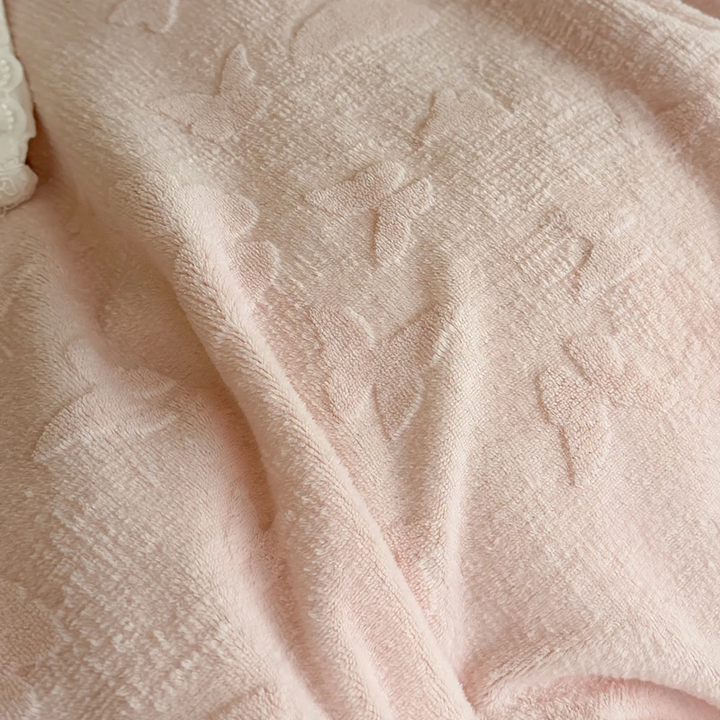 Milk fiber bedding with lace edge, 4-piece