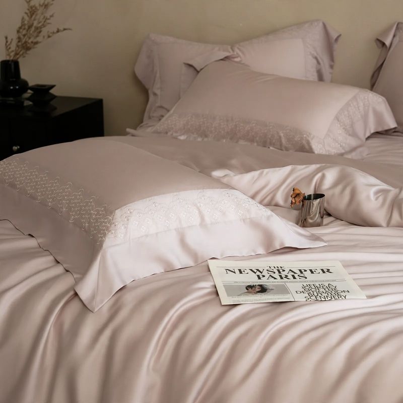 Cotton bedding set with embroidery, 4-piece