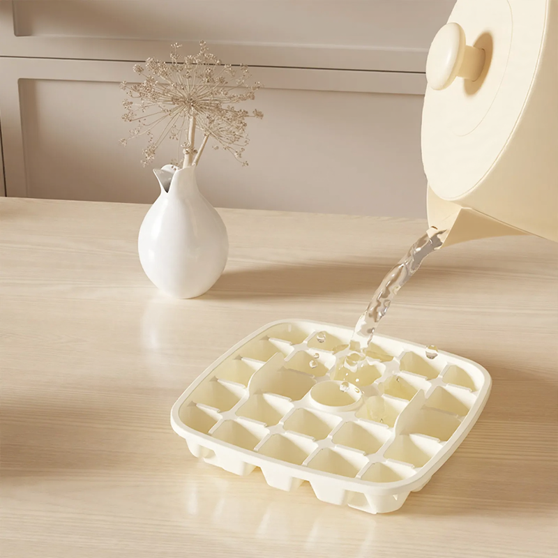 Ice cube tray with pressure release, 48 pieces
