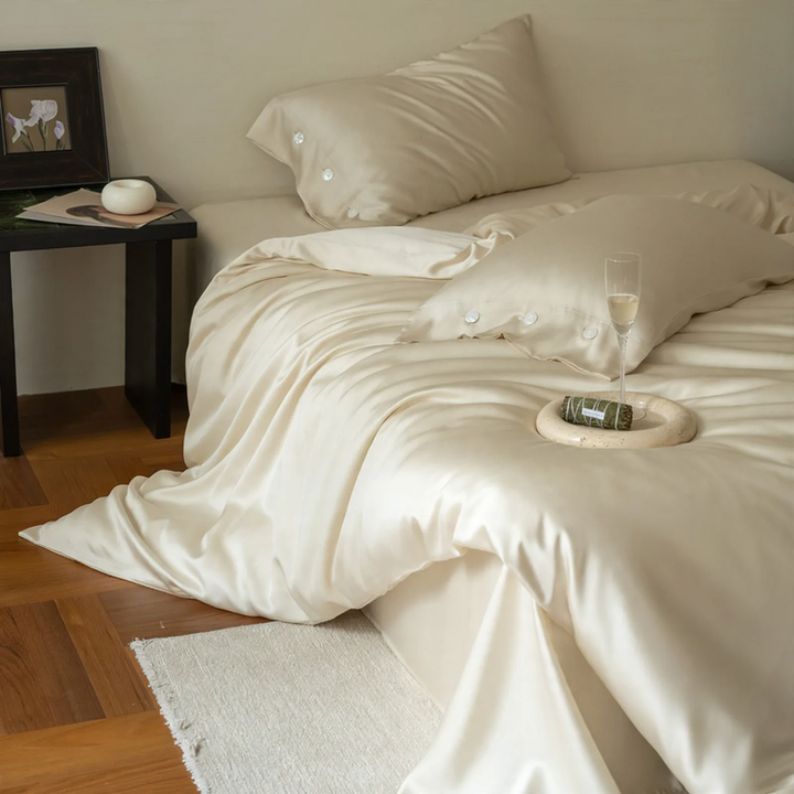 Summer bedding set made of Lyocell fiber, 3- to 4-piece