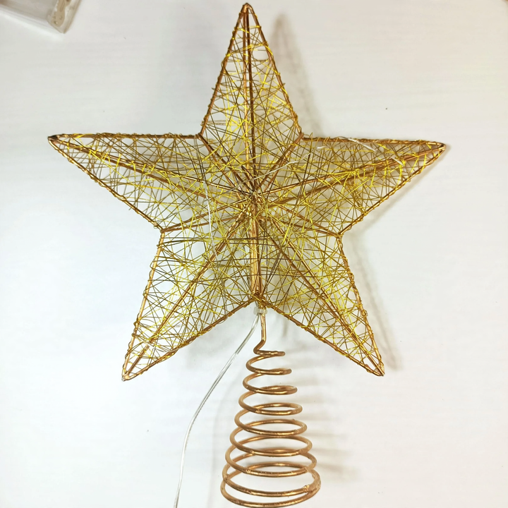 Illuminated Christmas tree star made of iron