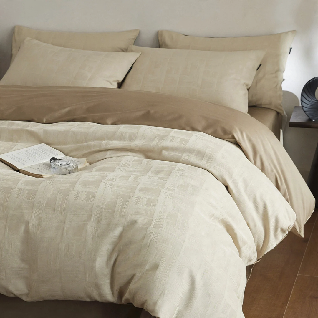 Bedding set made of washed long-staple cotton, jacquard