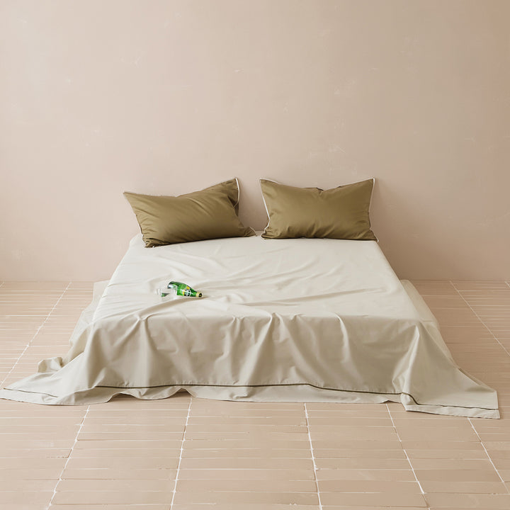 Solid color bed sheet, long staple cotton, satin weave