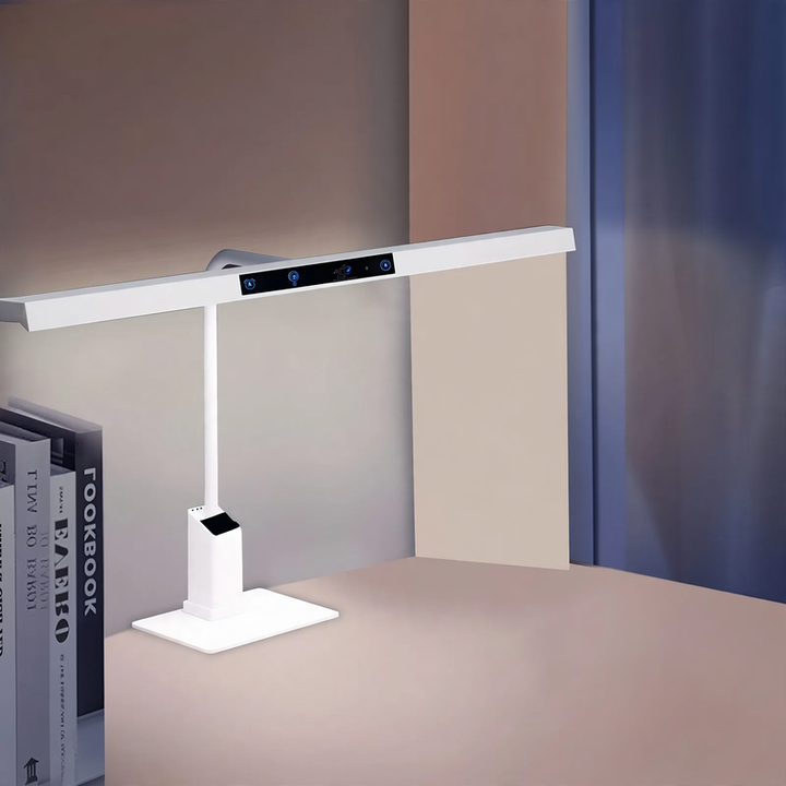 Full spectrum desk lamp for studying and reading