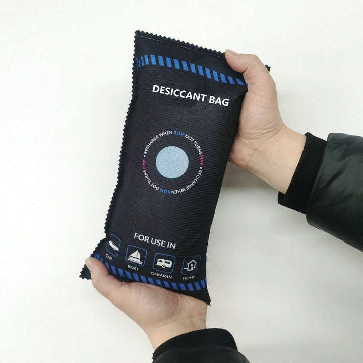 Color-changing silicone desiccant bag against moisture