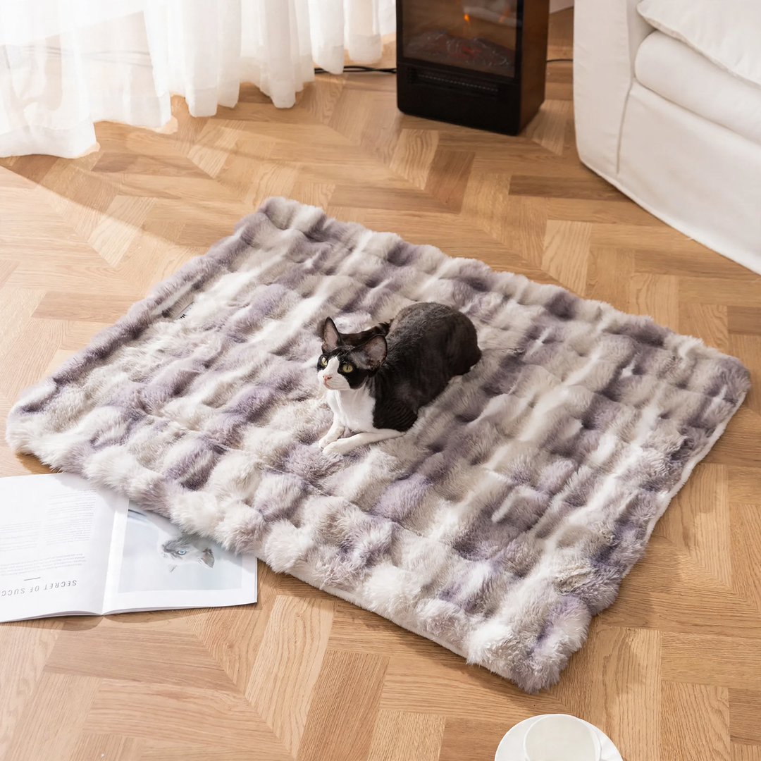 Heating mat for pets, tie-dye design