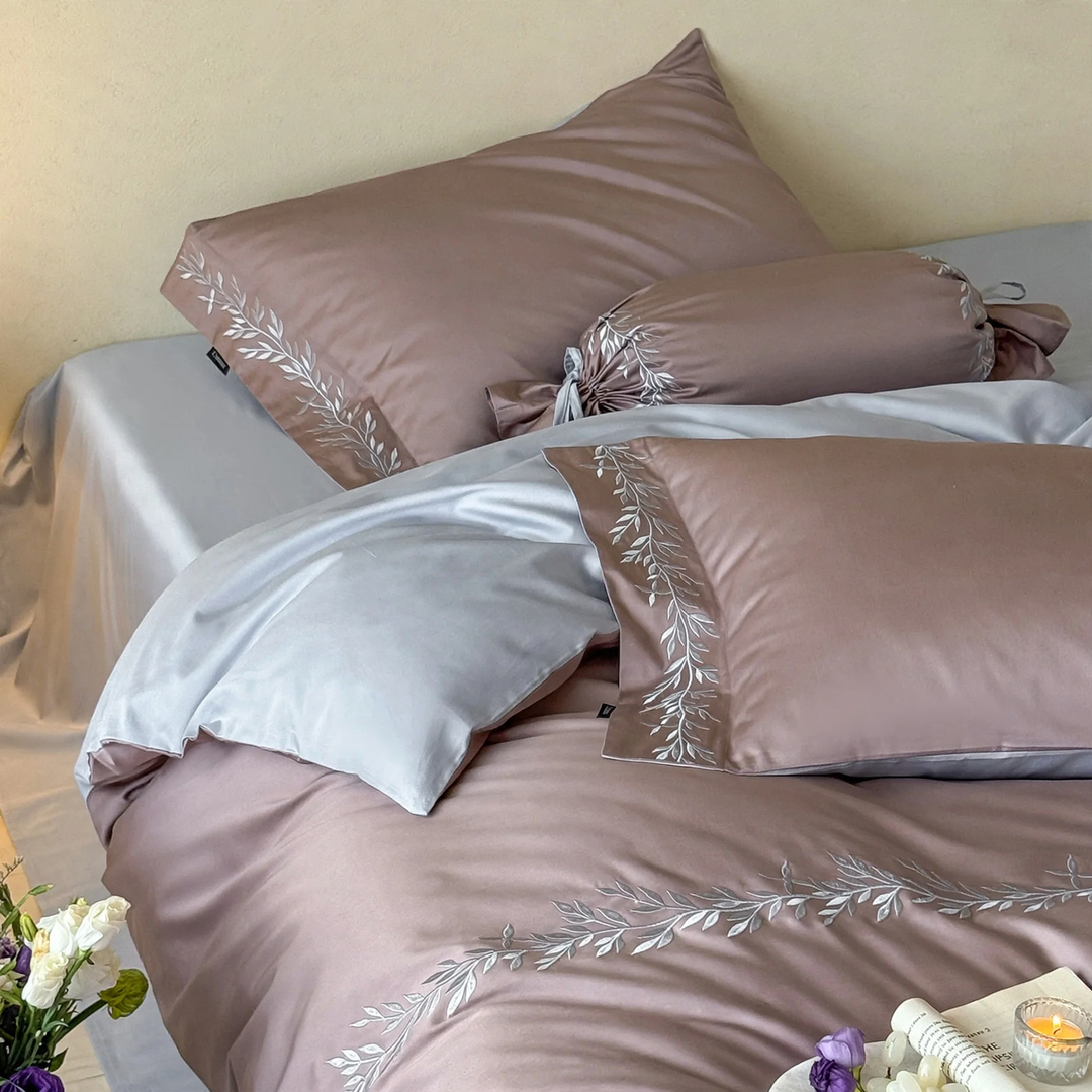 100s Long-staple cotton bedding set with embroidery and lace