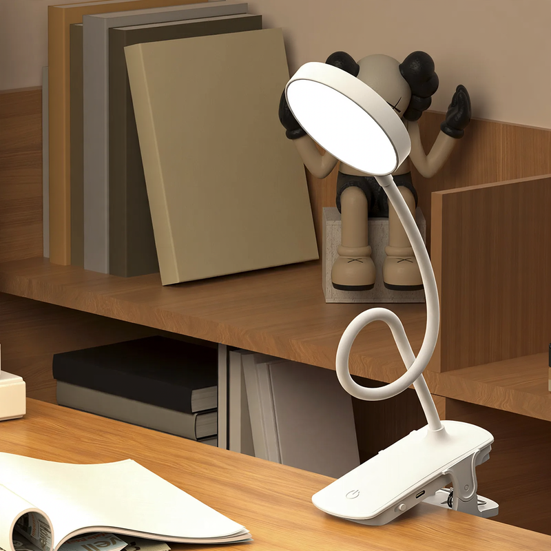 Eye-friendly LED clip lamp for studying and reading
