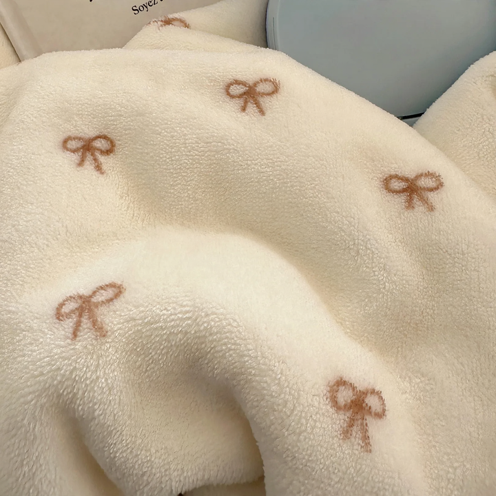 Playful milk fiber fleece bedding set with bows