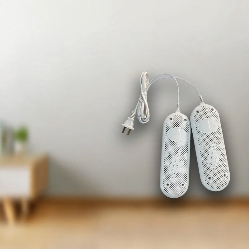 Shoe dryer and warmer for adults