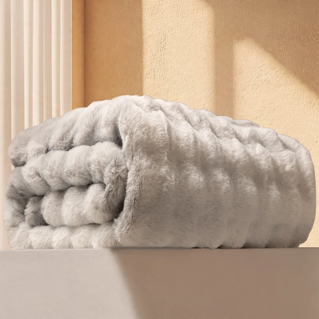 Fluffy bed sheet made of milk fiber fleece, extra warm