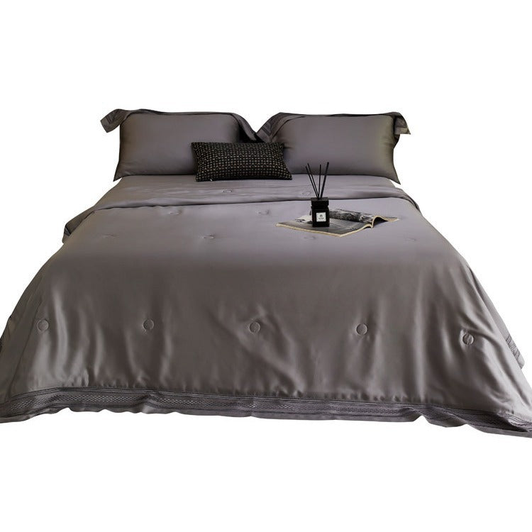 Summer blanket made of lyocell with antibacterial filling