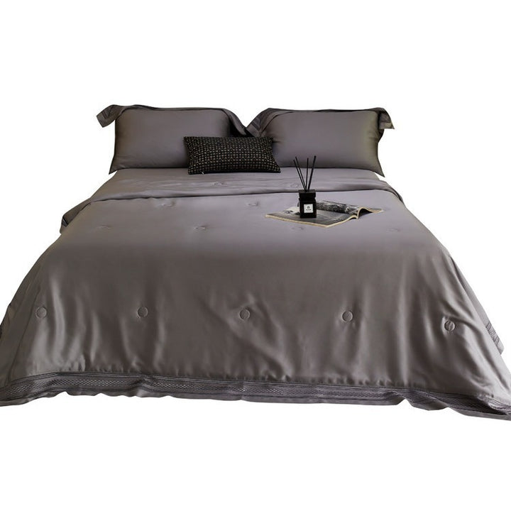 Summer blanket made of lyocell with antibacterial filling