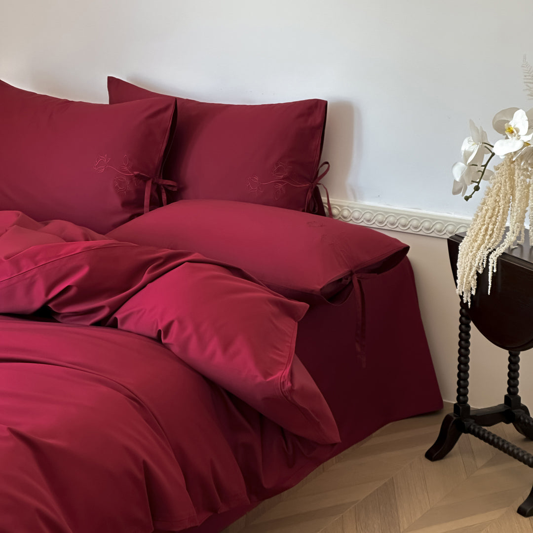 Bedding set made of long-staple cotton with bow details