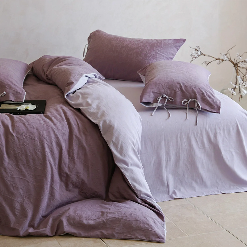 Long staple cotton bedding, herringbone jacquard