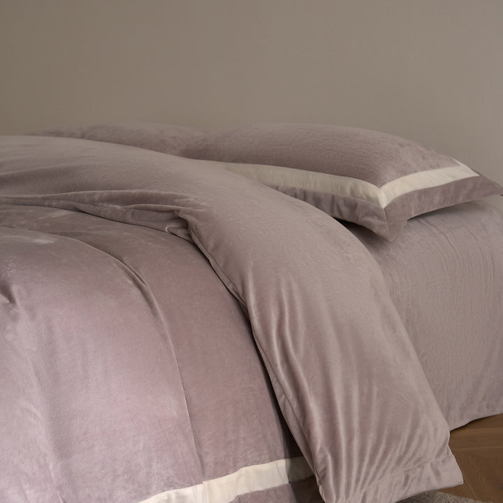 Warm 4-piece baby fleece bedding set