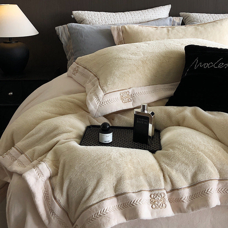Luxurious winter bedding set, fur appearance, embroidered