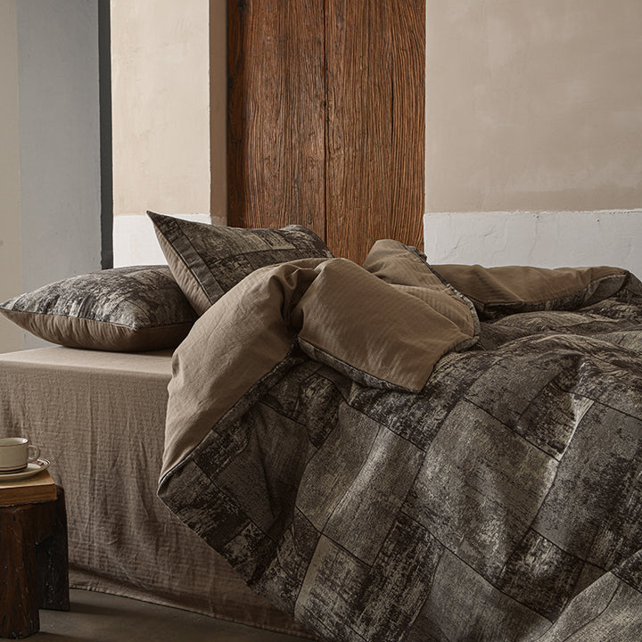 Bedding set made of long-staple cotton, checkered