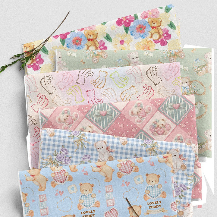 Cotton fabric with teddy bear motifs