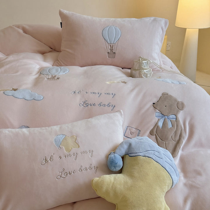 Milk fiber bedding with cartoon motifs, 3–4 piece