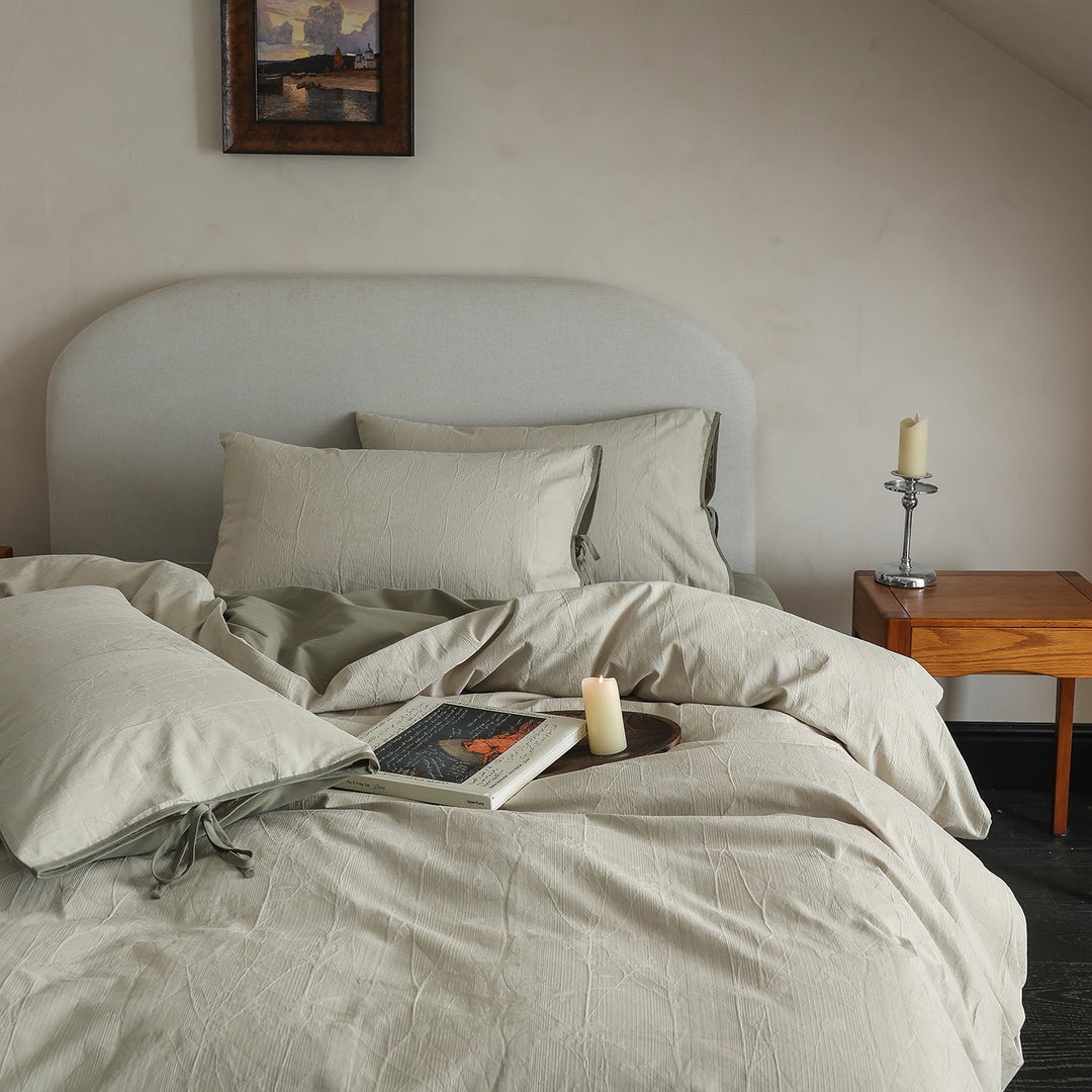 Bedding set made of long-staple cashmere with floral pattern