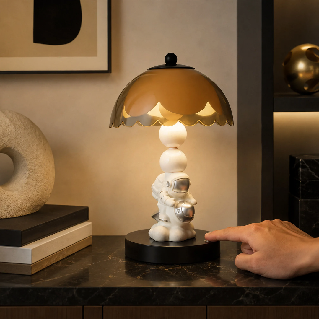 Cartoon Astronaut Nightstand Lamp