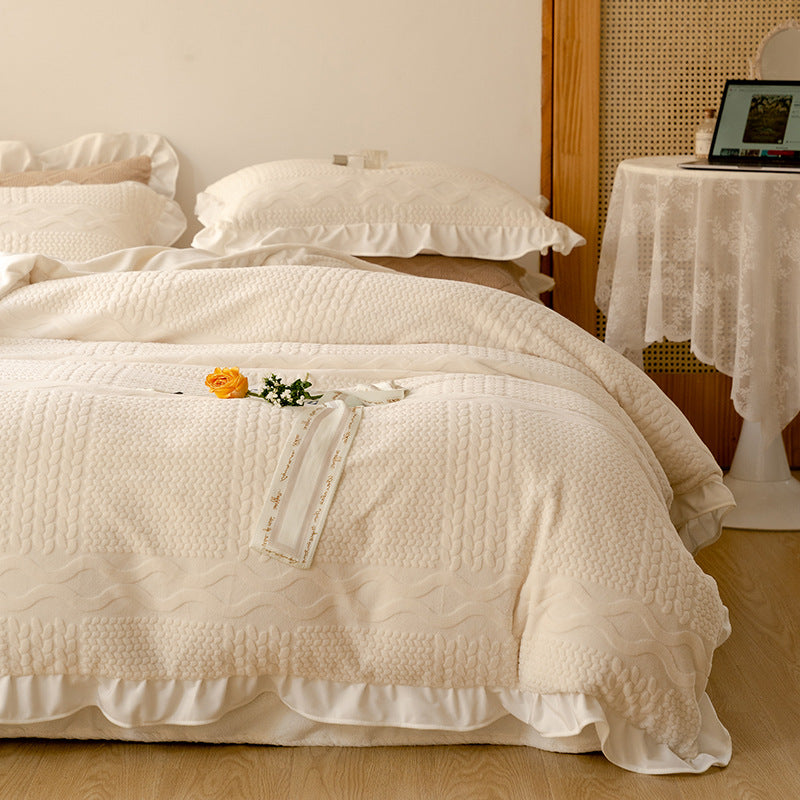 Winter bedding set made of milk fleece with ruffled edge