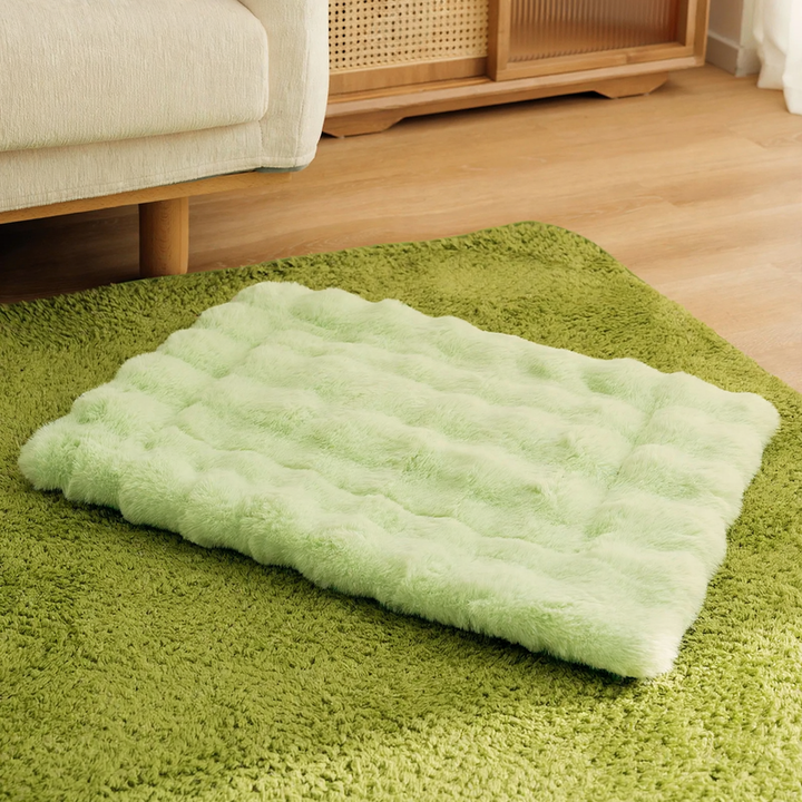 Heating pet mat made of fleece