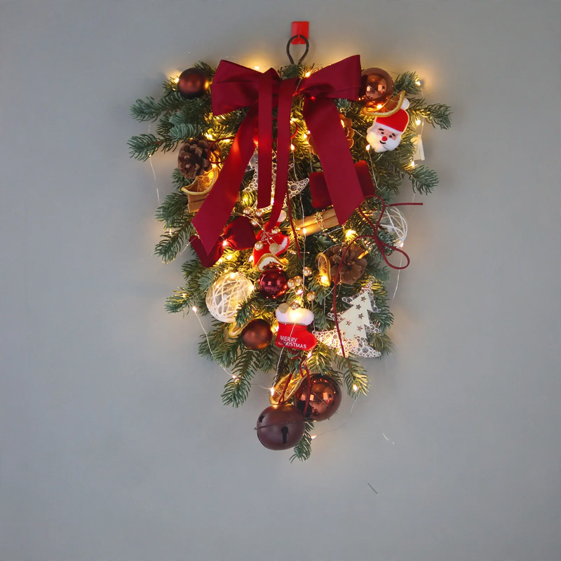 Christmas wreath with pine cones, various sizes