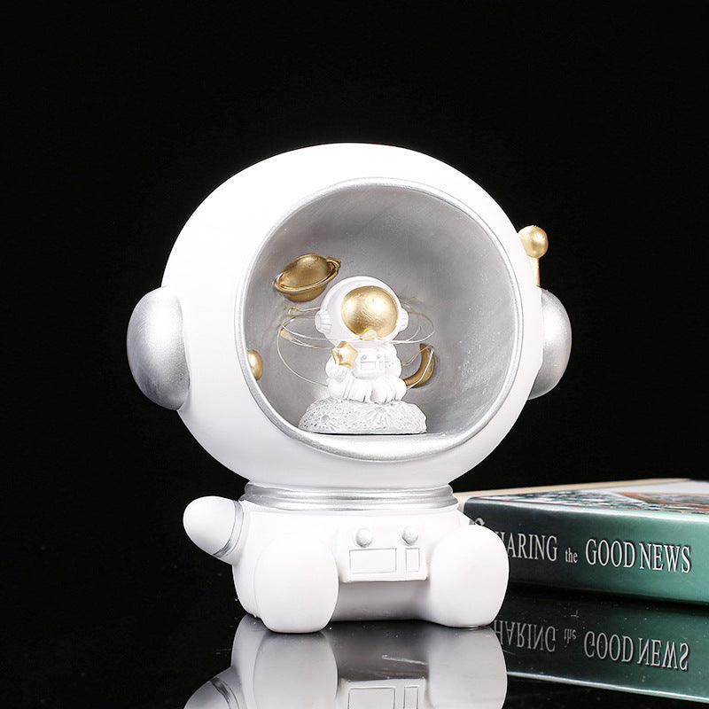 Decorative astronaut night light with star light