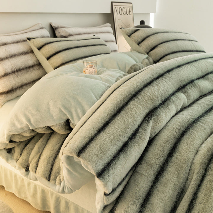 Winter bedding set made of milk fiber fleece, extra thick