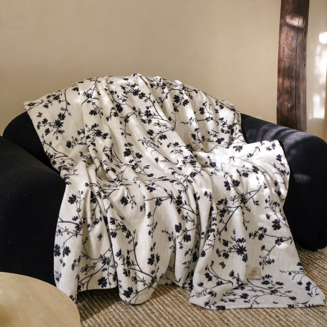 Nordic wool blanket made from milk fiber