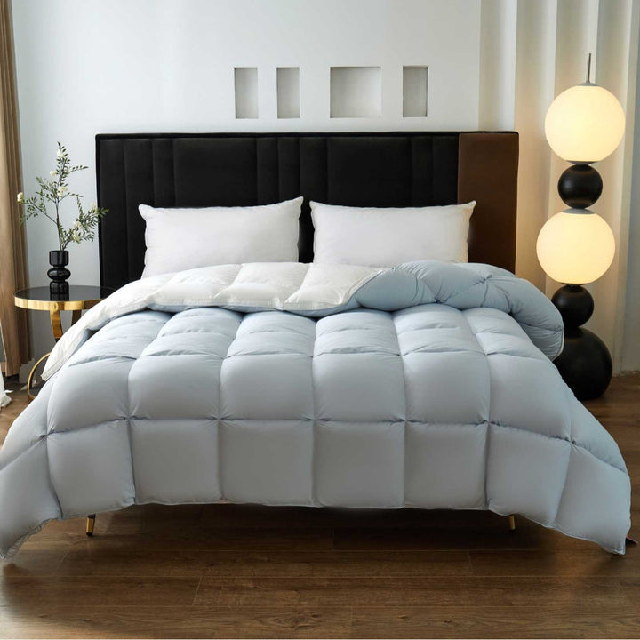 Warm down duvet with duck down filling