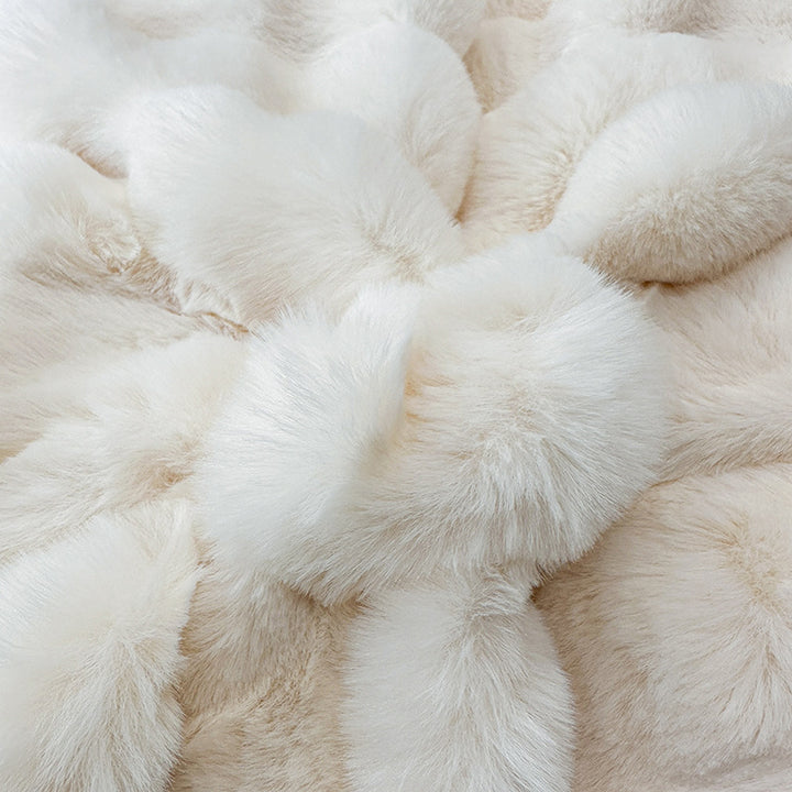 Winter bedding set made of coral fleece
